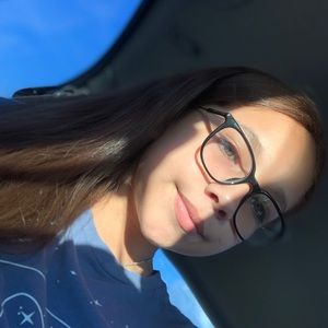 Meet your Posher, Breanna